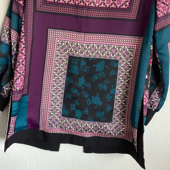 \Chico’s\• Silky Feel Kimono - Picture 12 of 14